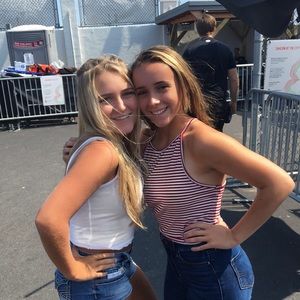 Meet your Posher, Michaela